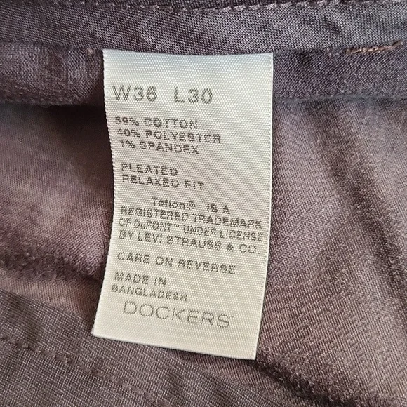 Dockers Pants - Picture 13 of 14